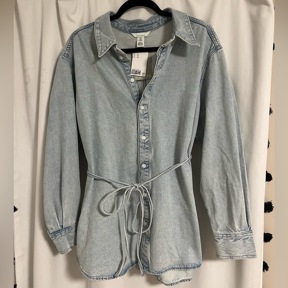 NWT H&M Maternity Denim Button Down Top